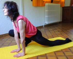 Étirement du psoas-Cours et Stages-Yoga-Yvette Clouet-13005 Marseille